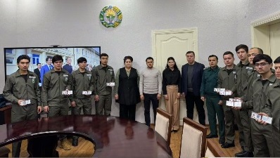 A solemn ceremony of handing over certificates and credentials to the members of the public group "Qalkan" of the State Conservatory of Uzbekistan was held.