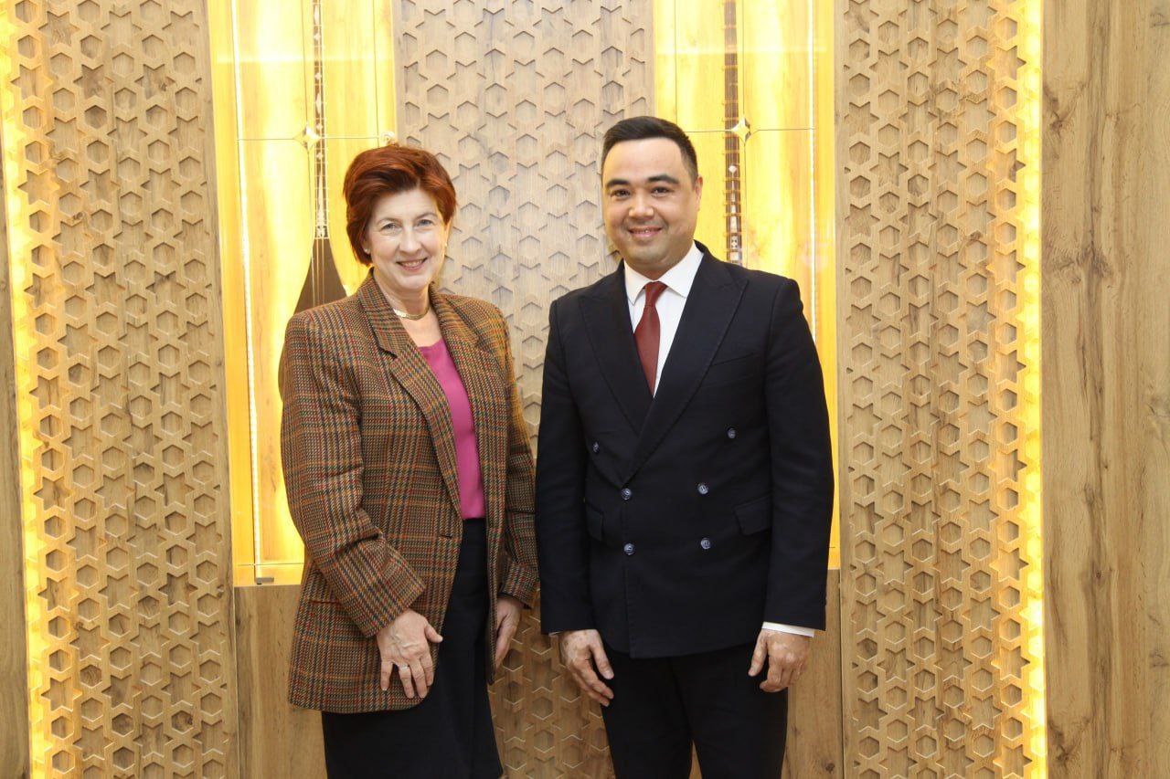 An official meeting was held with the Ambassador Extraordinary and Plenipotentiary of Canada to Uzbekistan Ms. Alison Le Clair